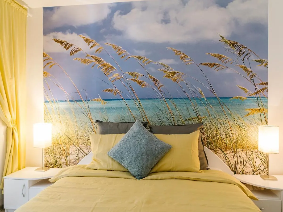 Zen Life Luxury Apartment - Herastrau 布加勒斯特 0*,  罗马尼亚
